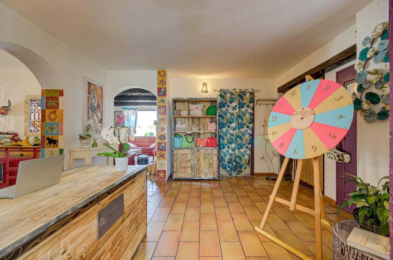 Hotel La Palunette Saintes-Maries-de-la-Mer Eksteriør bilde